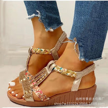 Load image into Gallery viewer, Bohemian style casual set foot water diamond slope heel round toe beach sandals
