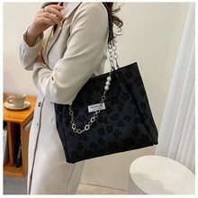 Load image into Gallery viewer, Niche Temperament Handbag  Large Capacity Tote Bag Pearl Chain Bag
