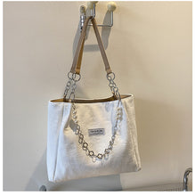 Load image into Gallery viewer, Niche Temperament Handbag  Large Capacity Tote Bag Pearl Chain Bag
