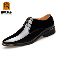 Load image into Gallery viewer, Men&#39;s Quality Patent LeatherWhite Wedding Shoes
